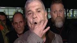 &Gamma;&Iota;&Alpha;&Tau;&Iota; &Omicron; &laquo;&Tau;&Iota;&Gamma;&Rho;&Eta;&Sigma;&raquo; &Delta;&Epsilon;&Nu; &Pi;&Rho;&Epsilon;&Pi;&Epsilon;&Iota; &Nu;&Alpha; &Xi;&Alpha;&Nu;&Alpha;&Mu;&Iota;&Lambda;&Eta;&Sigma;&Epsilon;&Iota; &Gamma;&Iota;&Alpha; &laquo;&Gamma;&Kappa;&Rho;&Alpha;&Nu;&Kappa;&Alpha;&Sigma;&Epsilon;&Sigma;&raquo; (&Pi;&Rho;&Alpha;&Xi;&Epsilon;&Iota;&Sigma; &Kappa;&Alpha;&Iota; &Omicron;&Chi;&Iota; &Lambda;&Omicron;&Gamma;&Iota;&Alpha; &Chi;&Rho;&Epsilon;&Iota;&Alpha;&Zeta;&Epsilon;&Tau;&Alpha;&Iota; &Eta; &Alpha;.&Epsilon;.&Kappa;.)