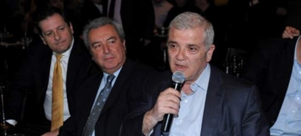 &Omicron;&Iota; &Pi;&Iota;&Theta;&Alpha;&Nu;&Epsilon;&Sigma; &Alpha;&Iota;&Tau;&Iota;&Epsilon;&Sigma; &Pi;&Iota;&Sigma;&Omega; &Alpha;&Pi;&Omicron; &Tau;&Eta;&Nu; &Sigma;&Tau;&Alpha;&Sigma;&Eta; &Tau;&Omega;&Nu; &Alpha;&Epsilon;&Kappa;&Tau;&Zeta;&Eta;&Delta;&Iota;&Kappa;&Omega;&Nu; &Mu;.&Mu;.&Epsilon;. &Tau;&Eta;&Nu; &Tau;&Epsilon;&Lambda;&Epsilon;&Upsilon;&Tau;&Alpha;&Iota;&Alpha; &Pi;&Epsilon;&Rho;&Iota;&Omicron;&Delta;&Omicron; (&Alpha;&Upsilon;&Tau;&Alpha; &Pi;&Omicron;&Upsilon; &Pi;&Epsilon;&Rho;&Nu;&Alpha;&Nu;&Epsilon; &Alpha;&Pi;&Omicron; &Tau;&Omicron; &Mu;&Upsilon;&Alpha;&Lambda;&Omicron; &Omicron;&Lambda;&Omega;&Nu; &Mu;&Alpha;&Sigma; &Alpha;&Lambda;&Lambda;&Alpha; &Delta;&Epsilon;&Nu; &Tau;&Omicron; &Omicron;&Mu;&Omicron;&Lambda;&Omicron;&Gamma;&Omicron;&Upsilon;&Mu;&Epsilon;)