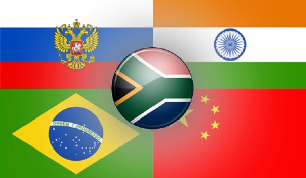 &Pi;&Rho;&Alpha;&Kappa;&Tau;&Iota;&Kappa;&Alpha; &Mu;&Alpha;&Theta;&Eta;&Mu;&Alpha;&Tau;&Alpha; &Omicron;&Iota;&Kappa;&Omicron;&Nu;&Omicron;&Mu;&Iota;&Alpha;&Sigma;  &Pi;&Alpha;&Rho;&Alpha;&Rho;&Tau;&Eta;&Mu;&Alpha;. &Tau;&Omicron; &Pi;&Alpha;&Iota;&Chi;&Nu;&Iota;&Delta;&Iota; &Mu;&Epsilon; &Tau;&Alpha; &Tau;&Omicron;&Upsilon;&Beta;&Lambda;&Alpha;&Kappa;&Iota;&Alpha; (B.R.I.C.S.), &Eta; &laquo;&Gamma;&Epsilon;&Omega;&Sigma;&Tau;&Rho;&Alpha;&Tau;&Eta;&Gamma;&Iota;&Kappa;&Eta; &Theta;&Epsilon;&Sigma;&Eta; &Tau;&Eta;&Sigma; &Chi;&Omega;&Rho;&Alpha;&Sigma;&raquo; &Kappa;&Alpha;&Iota; &Eta; &Sigma;&Omega;&Tau;&Eta;&Rho;&Iota;&Alpha;(;) &Mu;&Epsilon; &Tau;&Alpha; &Delta;&Alpha;&Nu;&Epsilon;&Iota;&Kappa;&Alpha; &Tau;&Omega;&Nu; &Pi;&Omicron;&Lambda;&Upsilon;&Epsilon;&Theta;&Nu;&Iota;&Kappa;&Omega;&Nu;.