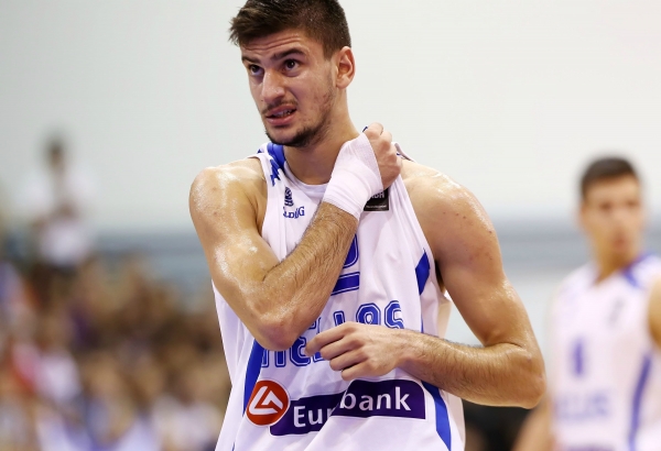 &Omicron; &Delta;&Iota;&Pi;&Lambda;&Alpha;&Rho;&Omicron;&Sigma;, &Eta; &Alpha;.&Epsilon;.&Kappa;. &Kappa;&Alpha;&Iota; &Omicron;&Sigma;&Alpha; &Mu;&Alpha;&Sigma; &Pi;&Lambda;&Eta;&Gamma;&Omega;&Nu;&Omicron;&Upsilon;&Nu; (&Omicron;&Tau;&Alpha;&Nu; &Epsilon;&Iota;&Sigma;&Alpha;&Iota; &Mu;&Epsilon;&Gamma;&Alpha;&Lambda;&Omicron;&Sigma; &Delta;&Epsilon;&Nu; &Xi;&Epsilon;&Sigma;&Pi;&Alpha;&Sigma; &Sigma;&Epsilon; &Pi;&Alpha;&Iota;&Delta;&Alpha;&Kappa;&Iota;&Alpha;)