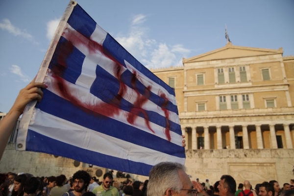 &Tau;&Iota; &Sigma;&Tau;&rsquo; &Alpha;&Lambda;&Eta;&Theta;&Epsilon;&Iota;&Alpha; &Psi;&Eta;&Phi;&Iota;&Sigma;&Epsilon; &Alpha;&Upsilon;&Tau;&Omicron;&Sigma; &Pi;&Omicron;&Upsilon; &Psi;&Eta;&Phi;&Iota;&Sigma;&Epsilon; &laquo;Ό&Chi;&Iota;&raquo; &Sigma;&Tau;&Iota;&Sigma; 5 &Iota;&Omicron;&Upsilon;&Lambda;&Eta; 2015 (&Psi;&Epsilon;&Upsilon;&Delta;&Omicron;-&Omicron;&Upsilon;&Mu;&Pi;&Epsilon;&Rho;&Tau;&Omicron; Έ&Kappa;&Omicron;)