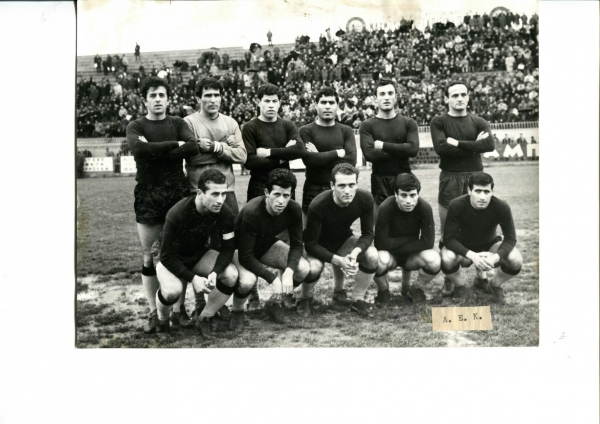 ΕΧΟΥΝ ΚΑΤΑΛΑΒΕΙ ΟΙ ΙΔΙΟΚΤΗΤΕΣ ΤΗΣ Α.Ε.Κ. ΠΟΣΟ ΤΗΝ ΕΧΟΥΝ ΜΙΚΡΥΝΕΙ ΤΑ ΤΕΛΕΥΤΑΙΑ ΧΡΟΝΙΑ; (ΤΕΛΙΚΑ ΤΙΠΟΤΑ ΔΕΝ ΕΙΝΑΙ ΤΟΣΟ ΕΥΚΟΛΟ ΚΑΙ ΑΠΛΟ ΟΣΟ ΚΑΠΟΙΟΙ ΝΟΜΙΖΑΝ)