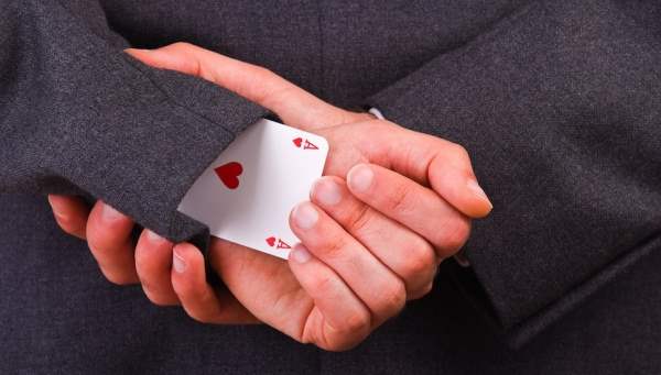 &laquo;&Kappa;&Rho;&Upsilon;&Phi;&Alpha; &Chi;&Alpha;&Rho;&Tau;&Iota;&Alpha;&raquo; &Kappa;&Alpha;&Iota; &Pi;&Alpha;&Iota;&Chi;&Nu;&Iota;&Delta;&Iota;&Alpha; &Sigma;&Tau;&Eta;&Nu; &Pi;&Lambda;&Alpha;&Tau;&Eta; &Tau;&Eta;&Sigma; &Alpha;.&Epsilon;.&Kappa;. &Pi;&Iota;&Sigma;&Omega; &Alpha;&Pi;&Omicron; &Pi;&Omicron;&Rho;&Tau;&Epsilon;&Sigma; &Epsilon;&Rho;&Mu;&Eta;&Tau;&Iota;&Kappa;&Alpha; &Kappa;&Lambda;&Epsilon;&Iota;&Sigma;&Tau;&Epsilon;&Sigma; (&Theta;&Alpha; &Tau;&Omicron; &Beta;&Gamma;&Alpha;&Lambda;&Epsilon;&Tau;&Epsilon; Ή &Theta;&Alpha; &Tau;&Omicron; &Beta;&Gamma;&Alpha;&Lambda;&Omicron;&Upsilon;&Mu;&Epsilon;;)