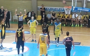 &Sigma;&Upsilon;&Mu;&Pi;&Epsilon;&Rho;&Alpha;&Sigma;&Mu;&Alpha;&Tau;&Alpha; &Alpha;&Pi;&Omicron; &Tau;&Alpha; &Tau;&Epsilon;&Sigma;&Sigma;&Epsilon;&Rho;&Alpha; &Pi;&Rho;&Omega;&Tau;&Alpha; &Pi;&Alpha;&Iota;&Chi;&Nu;&Iota;&Delta;&Iota;&Alpha; &Tau;&Eta;&Sigma; &Omicron;&Mu;&Alpha;&Delta;&Alpha;&Sigma; &Mu;&Pi;&Alpha;&Sigma;&Kappa;&Epsilon;&Tau; (&Delta;&Upsilon;&Nu;&Alpha;&Tau;&Omicron;&Tau;&Eta;&Tau;&Epsilon;&Sigma; &Kappa;&Alpha;&Iota; &Alpha;&Delta;&Upsilon;&Nu;&Alpha;&Mu;&Iota;&Epsilon;&Sigma;)