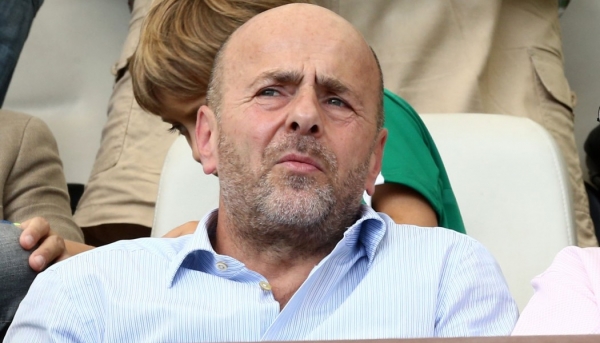 &Alpha;&Lambda;&Alpha;&Phi;&Omicron;&Upsilon;&Zeta;&Omicron;&Sigma;: &laquo;&Tau;&Zeta;&Alpha;&Mu;&Pi;&Alpha; &Epsilon;&Pi;&Alpha;&Nu;&Alpha;&Sigma;&Tau;&Alpha;&Tau;&Eta;&Sigma;&raquo; &Kappa;&Omicron;&Rho;&Upsilon;&Phi;&Alpha;&Iota;&Omicron;&Sigma; &laquo;&Epsilon;&Kappa;&Beta;&Iota;&Alpha;&Sigma;&Tau;&Eta;&Sigma;&raquo; &Omicron;&Sigma;&Omicron; &Tau;&Omicron; &Epsilon;&Pi;&Iota;&Tau;&Rho;&Epsilon;&Pi;&Epsilon;&Iota; &Eta; NOVA (&Alpha;&Nu; &Delta;&Epsilon;&Nu; &Eta;&Tau;&Alpha;&Nu; &Omicron; &Pi;.&Alpha;.&Omicron;. &Omicron; &Epsilon;&Kappa;&Beta;&Iota;&Alpha;&Sigma;&Mu;&Omicron;&Sigma; &Delta;&Epsilon;&Nu; &Theta;&Alpha; &Epsilon;&Pi;&Iota;&Alpha;&Nu;&Epsilon;)