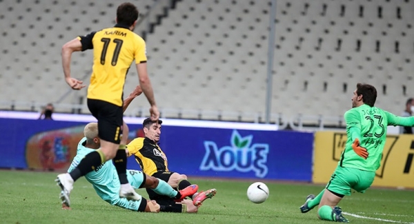 &Tau;&Iota; &Epsilon;&Iota;&Delta;&Alpha;&Mu;&Epsilon; &Sigma;&Tau;&Omicron; &Tau;&Epsilon;&Lambda;&Epsilon;&Upsilon;&Tau;&Alpha;&Iota;&Omicron; (;) &Pi;&Alpha;&Iota;&Chi;&Nu;&Iota;&Delta;&Iota; &Tau;&Omicron;&Upsilon; &Chi;&Iota;&Mu;&Epsilon;&Nu;&Epsilon;&Theta; (&Omicron;&Upsilon;&Tau;&Epsilon; 3&eta; &Delta;&Epsilon;&Nu; &Kappa;&Alpha;&Tau;&Alpha;&Phi;&Epsilon;&Rho;&Epsilon; &Nu;&Alpha; &Beta;&Gamma;&Epsilon;&Iota;)