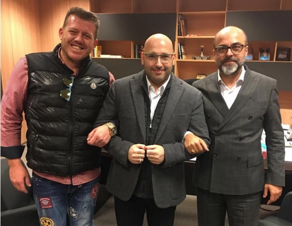 &Omicron;&Tau;&Alpha;&Nu; &Epsilon;&Nu;&Alpha;&Sigma; &Alpha;&Nu;&Theta;&Rho;&Omega;&Pi;&Omicron;&Sigma; &Epsilon;&Iota;&Nu;&Alpha;&Iota; &Sigma;&Epsilon; &Theta;&Epsilon;&Sigma;&Eta; &Nu;&rsquo; &Alpha;&Pi;&Omicron;&Phi;&Alpha;&Sigma;&Iota;&Zeta;&Epsilon;&Iota; &Gamma;&Iota;&Alpha; &Chi;&Iota;&Lambda;&Iota;&Alpha;&Delta;&Epsilon;&Sigma; &Alpha;&Lambda;&Lambda;&Omicron;&Upsilon;&Sigma; (&Mu;&Epsilon; &Alpha;&Phi;&Omicron;&Rho;&Mu;&Eta; &Tau;&Eta;&Nu; &Epsilon;&Iota;&Sigma;&Omicron;&Delta;&Omicron; &Tau;&Omicron;&Upsilon;&Rho;&Kappa;&Omega;&Nu; &Sigma;&Tau;&Eta;&Nu; &Kappa;.&Alpha;.&Epsilon;. &Alpha;&Rho;&Eta;&Sigma;)