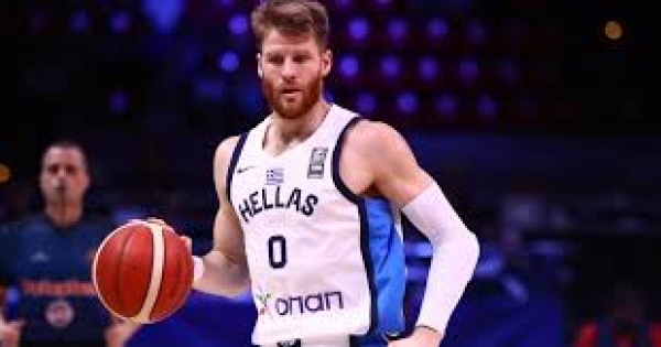 &Epsilon;&Lambda;&Lambda;&Eta;&Nu;&Alpha;&Sigma; &Gamma;&Epsilon;&Nu;&Nu;&Iota;&Epsilon;&Sigma;&Alpha;&Iota; Ή &Gamma;&Iota;&Nu;&Epsilon;&Sigma;&Alpha;&Iota;; (&Mu;&Epsilon; &Alpha;&Phi;&Omicron;&Rho;&Mu;&Eta; &Tau;&Eta;&Nu; &Epsilon;&Lambda;&Lambda;&Eta;&Nu;&Omicron;&Pi;&Omicron;&Iota;&Eta;&Sigma;&Eta; &Gamma;&Omicron;&Upsilon;&Omicron;&Kappa;&Alpha;&Pi;)