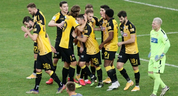 &Tau;&Iota; &Epsilon;&Iota;&Delta;&Alpha;&Mu;&Epsilon; &Sigma;&Tau;&Omicron; &Delta;&Epsilon;&Upsilon;&Tau;&Epsilon;&Rho;&Omicron; &Pi;&Alpha;&Iota;&Chi;&Nu;&Iota;&Delta;&Iota; &Tau;&Omicron;&Upsilon; &Chi;&Iota;&Mu;&Epsilon;&Nu;&Epsilon;&Theta; (&Mu;&Iota;&Alpha; &Nu;&Iota;&Kappa;&Eta;, &Mu;&Iota;&Alpha; &Eta;&Tau;&Tau;&Alpha; &Omega;&Sigma; &Tau;&Omega;&Rho;&Alpha;)