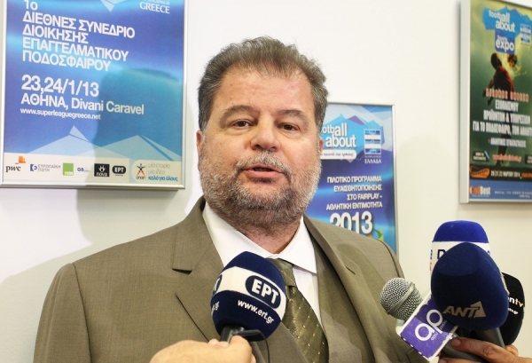 &Omicron;&Iota; &laquo;&Delta;&Alpha;&Nu;&Epsilon;&Iota;&Kappa;&Omicron;&Iota;&raquo; &Kappa;&Alpha;&Iota; &Omicron;&Iota; &Mu;&Epsilon;&Theta;&Omicron;&Delta;&Epsilon;&Sigma; &Delta;&Alpha;&Nu;&Epsilon;&Iota;&Sigma;&Mu;&Omicron;&Upsilon; &Gamma;&Iota;&Alpha; &laquo;&Epsilon;&Nu;&Alpha; &Pi;&Rho;&Omega;&Tau;&Alpha;&Theta;&Lambda;&Eta;&Mu;&Alpha; &Pi;&Omicron;&Upsilon; &Pi;&Alpha;&Iota;&Zeta;&Epsilon;&Tau;&Alpha;&Iota; &Sigma;&Tau;&Alpha; &Gamma;&Eta;&Pi;&Epsilon;&Delta;&Alpha;&raquo; (&Phi;&Epsilon;&Tau;&Omicron;&Sigma; &Omicron; &Iota;&Beta;&Alpha;&Nu; &Tau;&Omicron; &Sigma;&Iota;&Gamma;&Omicron;&Upsilon;&Rho;&Epsilon;&Upsilon;&Epsilon;&Iota; &Kappa;&Alpha;&Lambda;&Upsilon;&Tau;&Epsilon;&Rho;&Alpha;)