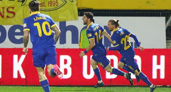 &Epsilon;&Lambda;&Epsilon;&Gamma;&Chi;&Omicron;&Sigma; &Pi;&Rho;&Omicron;&Omicron;&Delta;&Omicron;&Upsilon; &Pi;&Omicron;&Delta;&Omicron;&Sigma;&Phi;&Alpha;&Iota;&Rho;&Iota;&Kappa;&Eta;&Sigma; &Alpha;.&Epsilon;.&Kappa;. &Nu;.8. (&Delta;&Epsilon;&Nu; &Alpha;&Lambda;&Lambda;&Alpha;&Zeta;&Epsilon;&Iota; &Tau;&Iota;&Pi;&Omicron;&Tau;&Alpha; &Sigma;&Tau;&Eta;&Nu; &Kappa;&Omicron;&Rho;&Upsilon;&Phi;&Eta;)